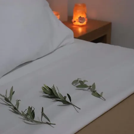 Piazza Apartment *